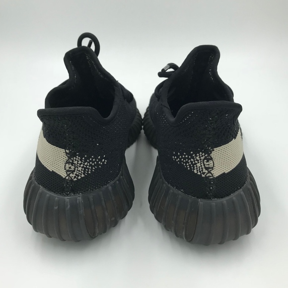 ❤️SOLD❤️Authentic Yeezy Boost 350 V2 “Oreo” - Picture 5 of 8